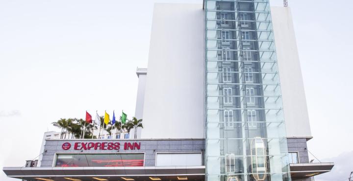 Hotel Express Inn